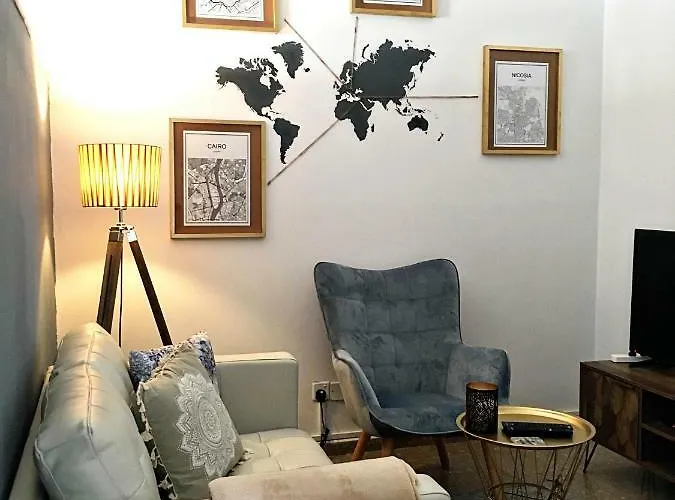 Lägenhet Cozy Getaway In Nicosia